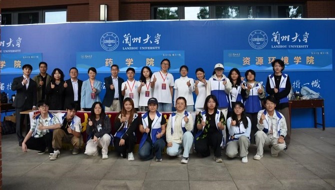 药学院圆满完成2026级新生迎新工作